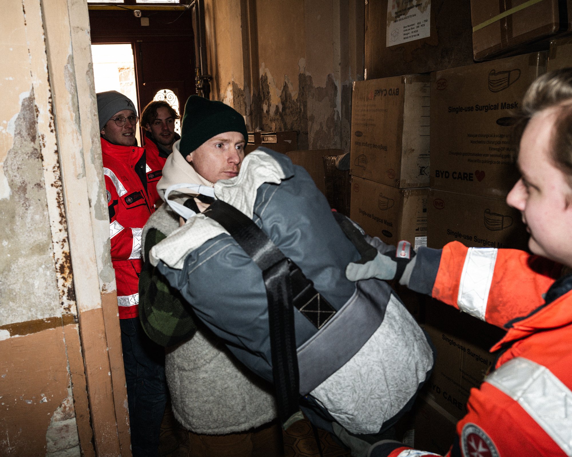 Ukraine Sheltersuit 25 © Tony Dočekal-4